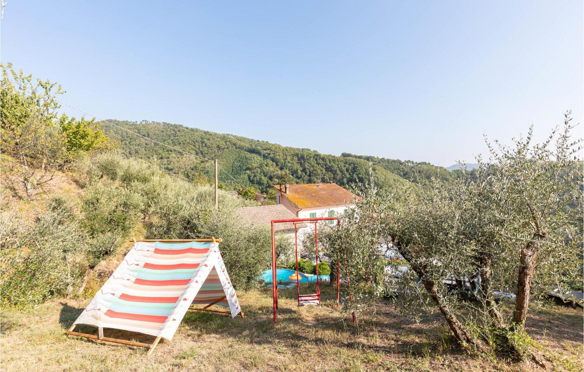 Awesome Home In Marliana With Kitchenette Экстерьер фото