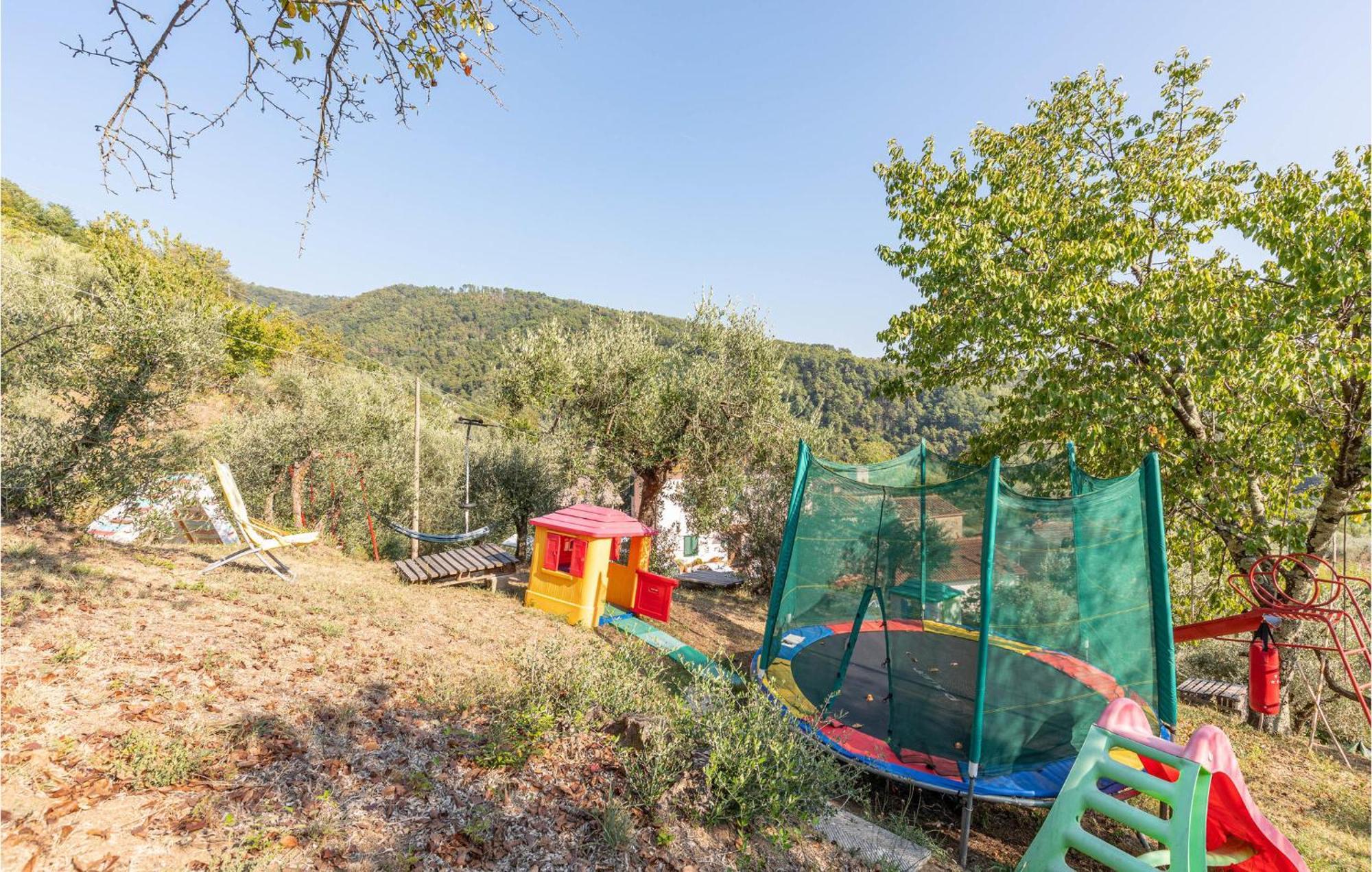 Awesome Home In Marliana With Kitchenette Экстерьер фото
